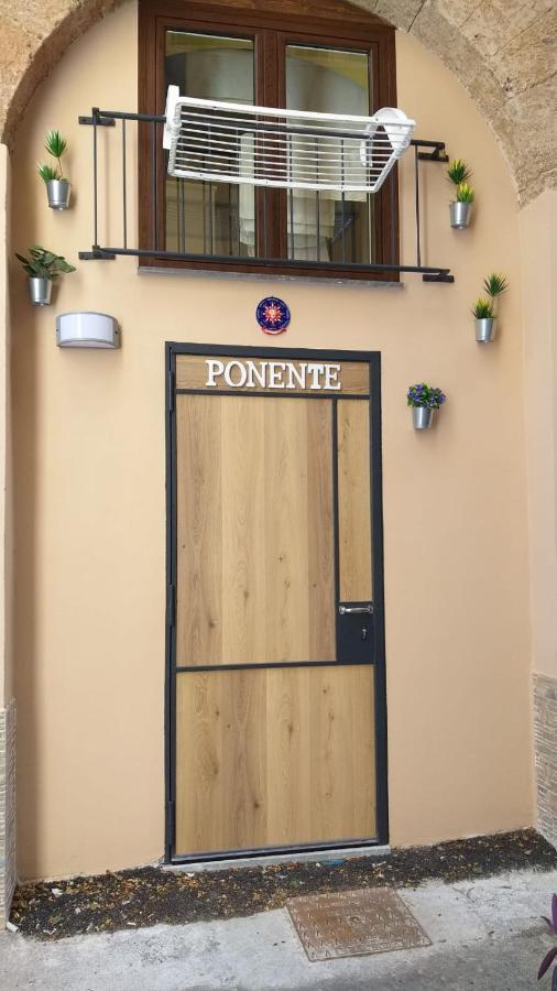 La Rosa Dei Venti " Ponente" Apartment Палермо Екстериор снимка
